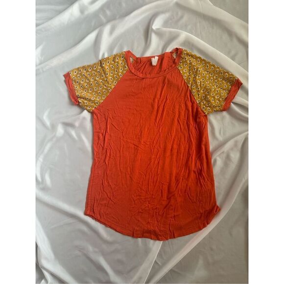 ☔️ Cool Melon T-Shirt - Picture 1 of 4